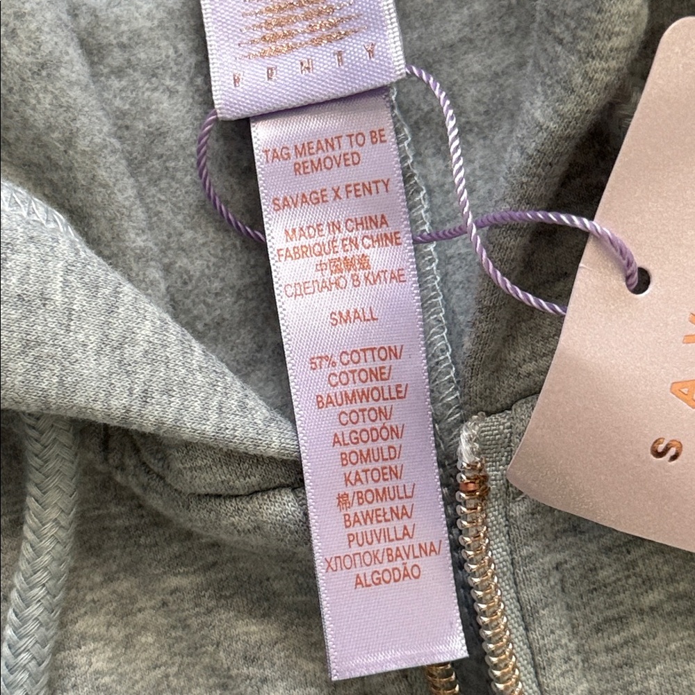 NWT!!Savage X Fenty Showgirl Graphic Hooded Onesie Size S - Picture 10 of 12